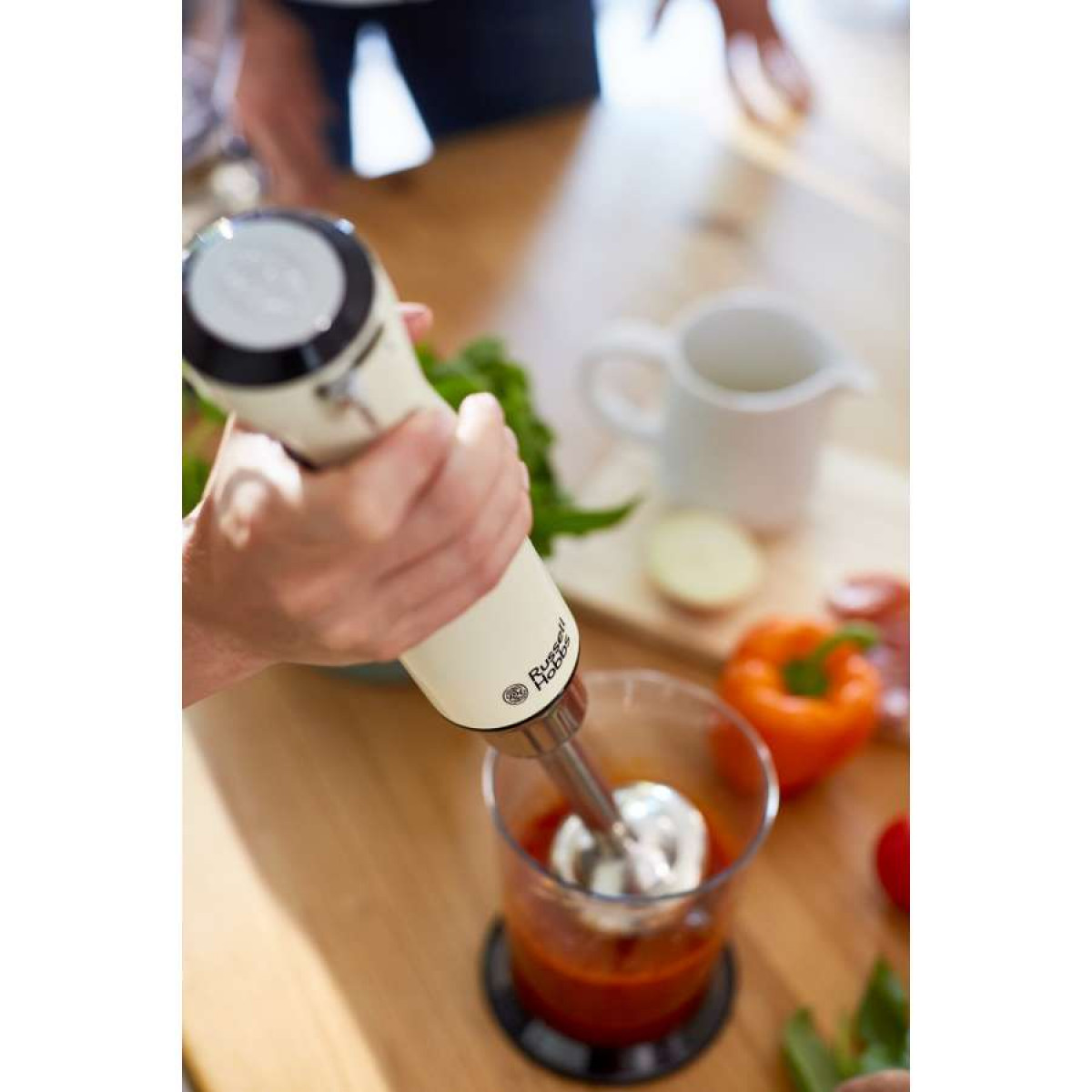 Russell Hobbs 25232-56 Retro Vintage Cream Ραβδομπλέντερ Russell Hobbs 25232-56 Retro Vintage Cream Ραβδομπλέντερ
